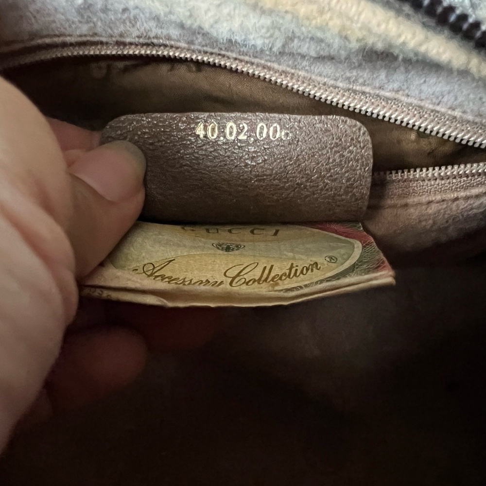 Vintage Gucci Bags - Picture 11 of 16